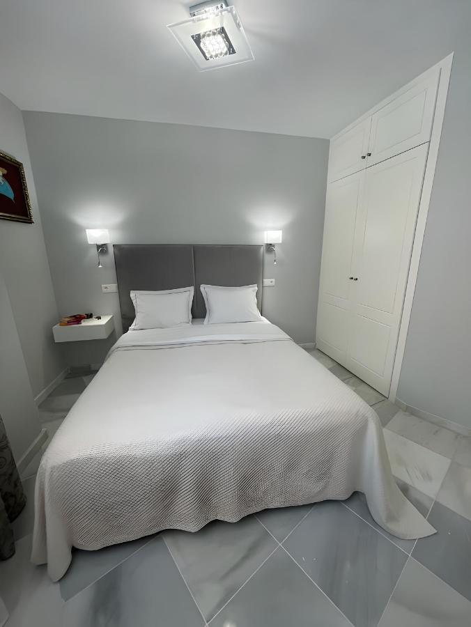 Luxury Apartment Benalmadena First Line Ngoại thất bức ảnh